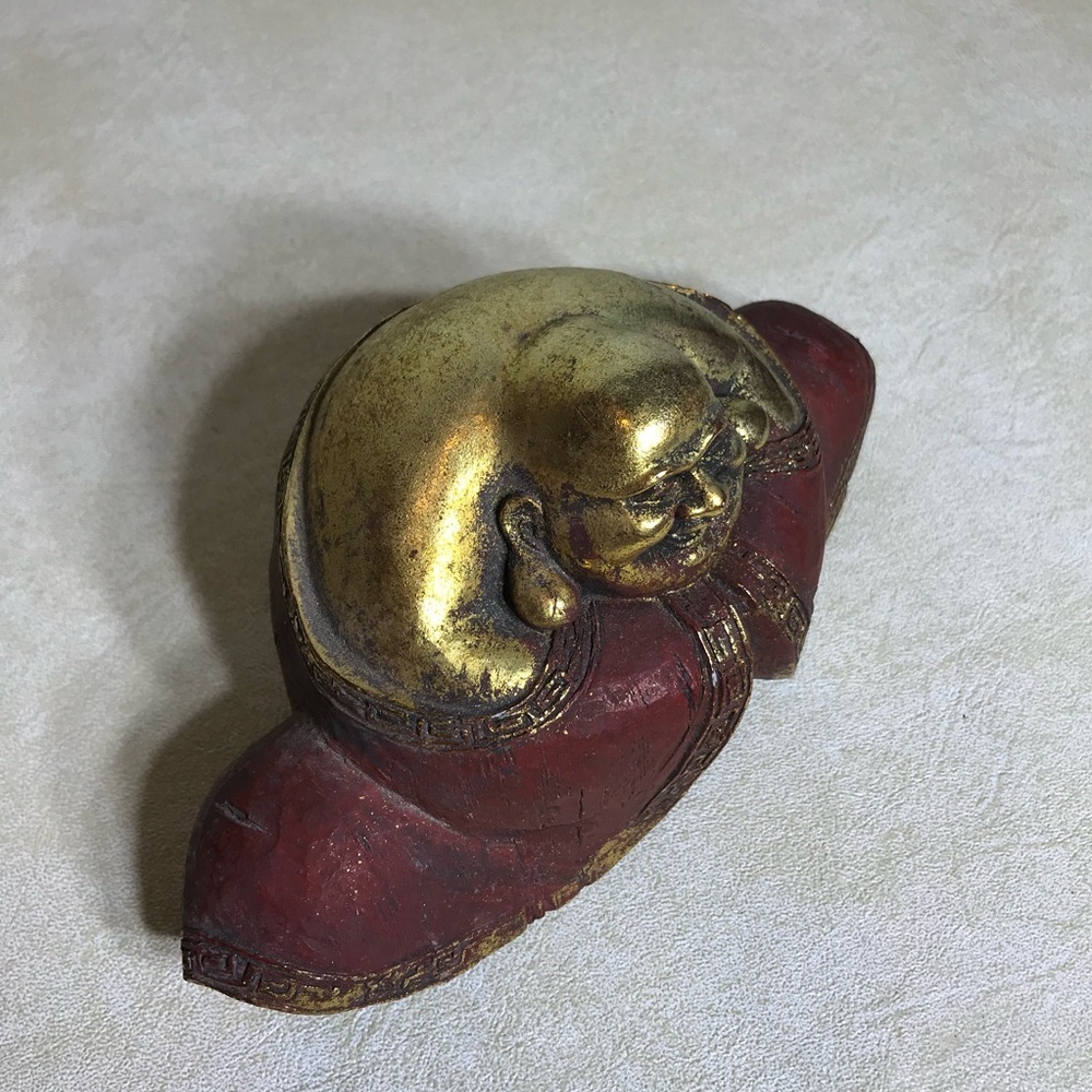 Medium Smiling/Laughing and Sitting Buddha in Gold/Red Collectible - Picture 4 of 11